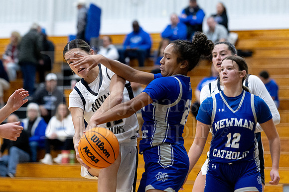 Rockford Christian Girls Varsity Basketball vs Newman 12-2-2025-0407