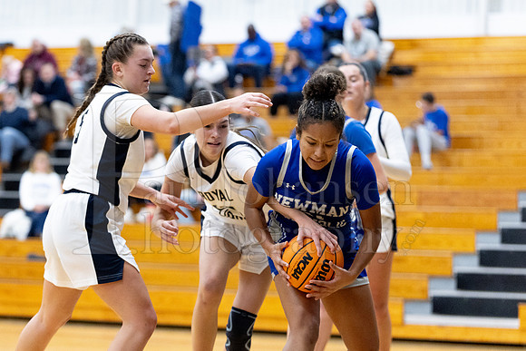 Rockford Christian Girls Varsity Basketball vs Newman 12-2-2025-0410