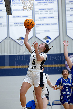 Rockford Christian Girls Varsity Basketball vs Newman 12-2-2025-0519
