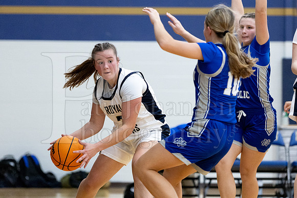 Rockford Christian Girls Varsity Basketball vs Newman 12-2-2025-0532