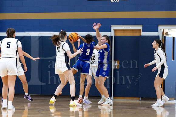 Rockford Christian Girls Varsity Basketball vs Newman 12-2-2025-0529