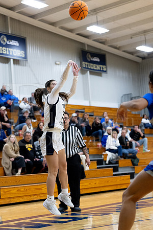 Rockford Christian Girls Varsity Basketball vs Newman 12-2-2025-0567