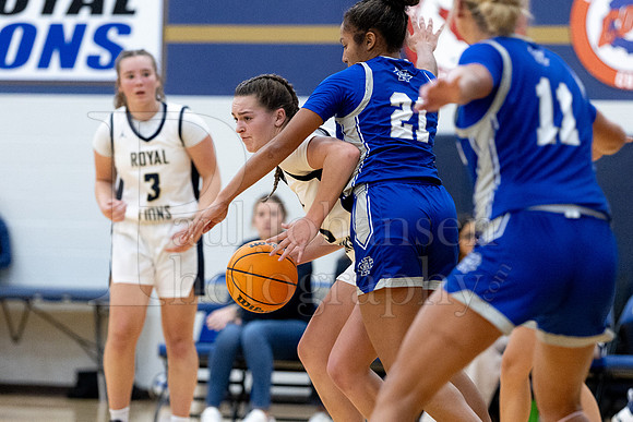 Rockford Christian Girls Varsity Basketball vs Newman 12-2-2025-0722