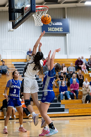 Rockford Christian Girls Varsity Basketball vs Newman 12-2-2025-0812