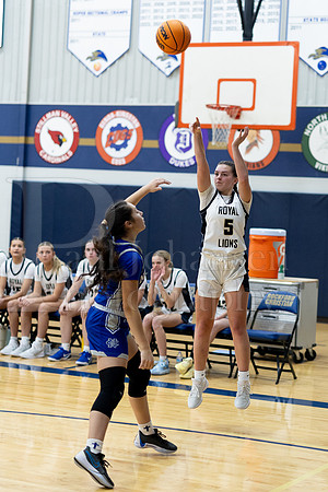 Rockford Christian Girls Varsity Basketball vs Newman 12-2-2025-0826