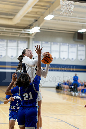 Rockford Christian Girls Varsity Basketball vs Newman 12-2-2025-0831
