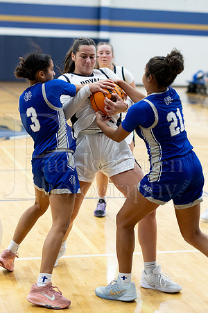 Rockford Christian Girls Varsity Basketball vs Newman 12-2-2025-0835