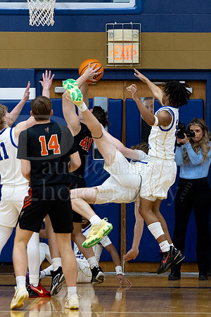 Rockford Christian Boys Varsity Basketball vs Winnebago 2-28-2025-0130