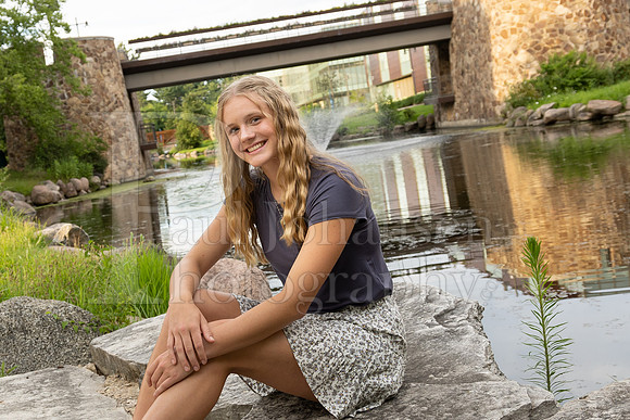 Emma Joiner Senior Images 7-25-2022-0419