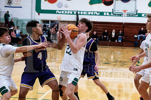 Boylan Boys JV Basketball vs Hononegah 12-15-2025-0043