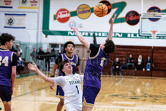 Boylan Boys JV Basketball vs Hononegah 12-15-2025-0120