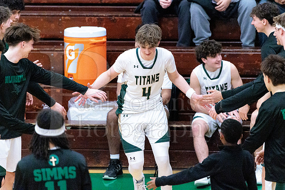 Boylan Boys Varsity Basketball vs Hononegah 12-15-2025-0545