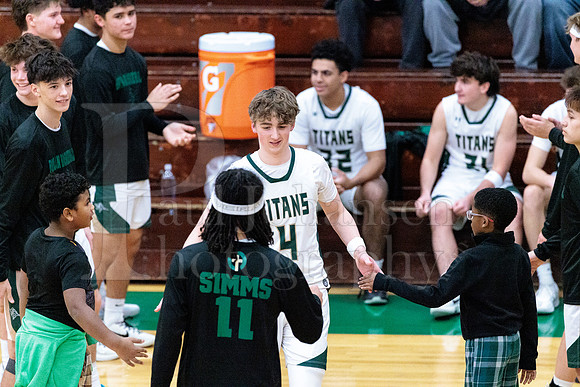 Boylan Boys Varsity Basketball vs Hononegah 12-15-2025-0550