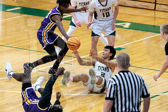 Boylan Boys Varsity Basketball vs Hononegah 12-15-2025-0677