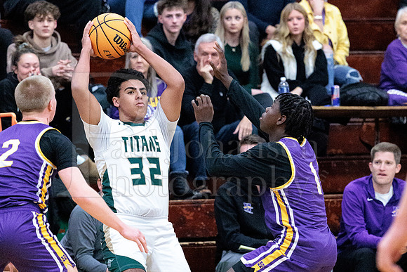 Boylan Boys Varsity Basketball vs Hononegah 12-15-2025-0860
