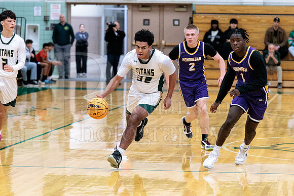 Boylan Boys Varsity Basketball vs Hononegah 12-15-2025-1064