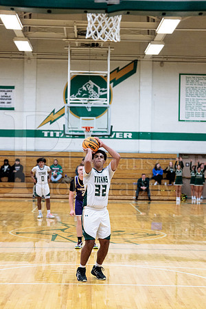 Boylan Boys Varsity Basketball vs Hononegah 12-15-2025-1075