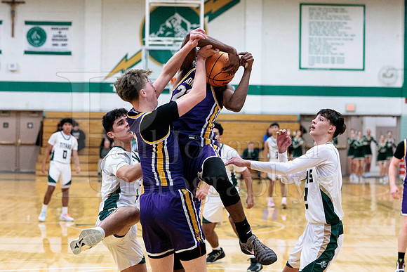 Boylan Boys Varsity Basketball vs Hononegah 12-15-2025-1085
