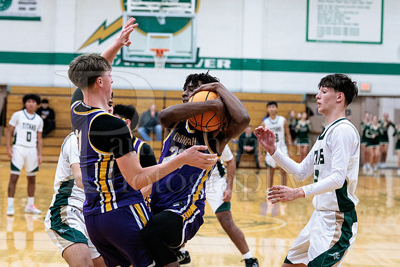Boylan Boys Varsity Basketball vs Hononegah 12-15-2025-1087