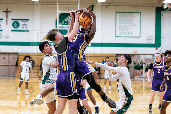 Boylan Boys Varsity Basketball vs Hononegah 12-15-2025-1084