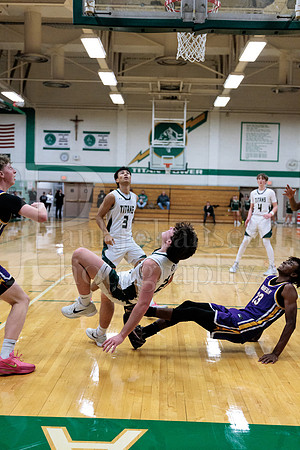 Boylan Boys Varsity Basketball vs Hononegah 12-15-2025-1260