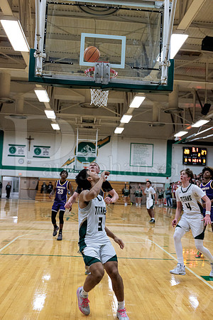 Boylan Boys Varsity Basketball vs Hononegah 12-15-2025-1279