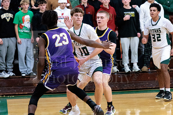 Boylan Boys Varsity Basketball vs Hononegah 12-15-2025-1320