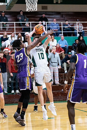 Boylan Boys Varsity Basketball vs Hononegah 12-15-2025-1326