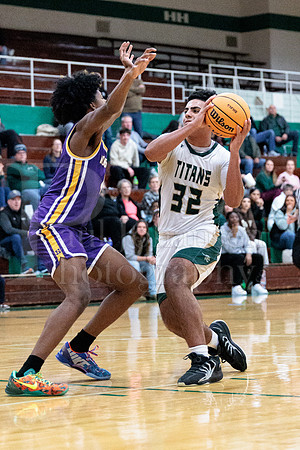 Boylan Boys Varsity Basketball vs Hononegah 12-15-2025-1350
