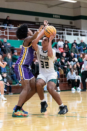 Boylan Boys Varsity Basketball vs Hononegah 12-15-2025-1351