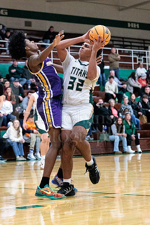 Boylan Boys Varsity Basketball vs Hononegah 12-15-2025-1352