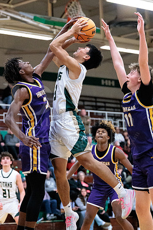 Boylan Boys Varsity Basketball vs Hononegah 12-15-2025-1459