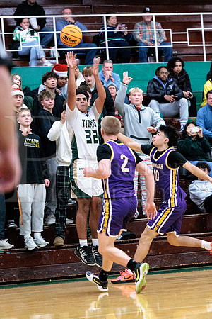 Boylan Boys Varsity Basketball vs Hononegah 12-15-2025-1465