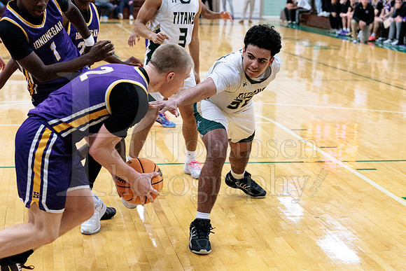 Boylan Boys Varsity Basketball vs Hononegah 12-15-2025-1736