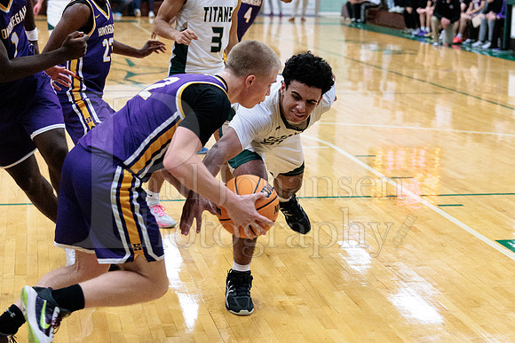 Boylan Boys Varsity Basketball vs Hononegah 12-15-2025-1737