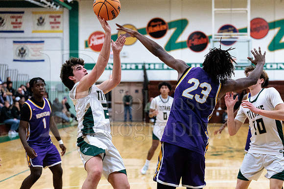 Boylan Boys Varsity Basketball vs Hononegah 12-15-2025-1799