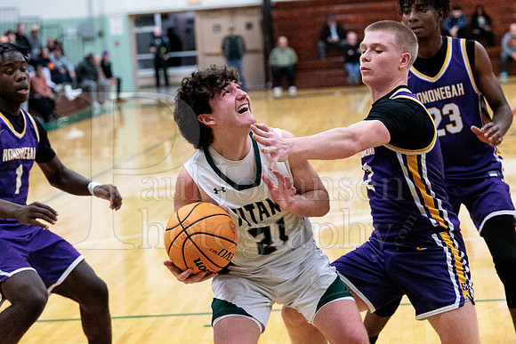 Boylan Boys Varsity Basketball vs Hononegah 12-15-2025-1805