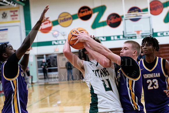 Boylan Boys Varsity Basketball vs Hononegah 12-15-2025-1808
