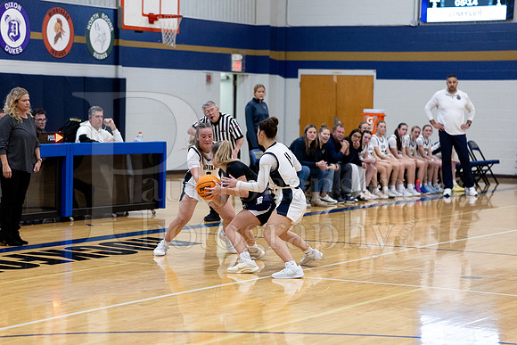 Rockford Christian Girls Varsity Basketball vs Lutheran 12-18-2025-0118