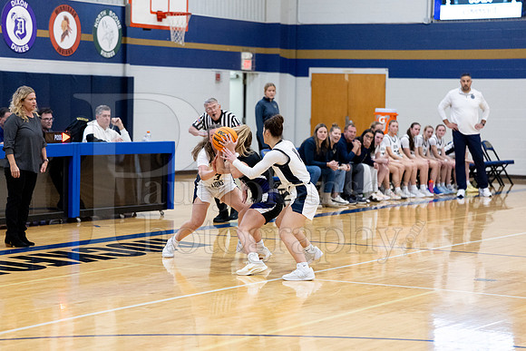 Rockford Christian Girls Varsity Basketball vs Lutheran 12-18-2025-0119