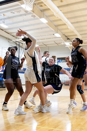Rockford Christian Girls Varsity Basketball vs Lutheran 12-18-2025-0165