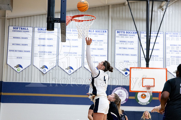 Rockford Christian Girls Varsity Basketball vs Lutheran 12-18-2025-0229