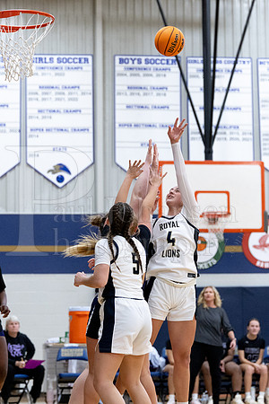 Rockford Christian Girls Varsity Basketball vs Lutheran 12-18-2025-0240