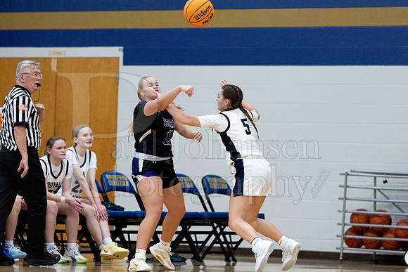 Rockford Christian Girls Varsity Basketball vs Lutheran 12-18-2025-0271