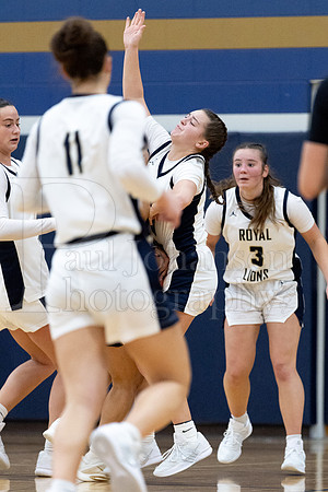 Rockford Christian Girls Varsity Basketball vs Lutheran 12-18-2025-0315