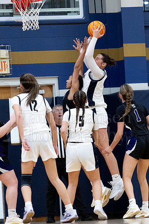 Rockford Christian Girls Varsity Basketball vs Lutheran 12-18-2025-0345