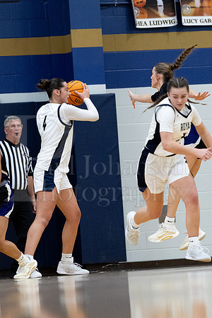 Rockford Christian Girls Varsity Basketball vs Lutheran 12-18-2025-0351