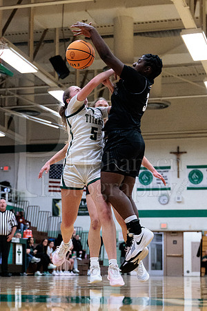 Boylan Girls Varsity Basketball vs Kaneland 12-29-2025-0152