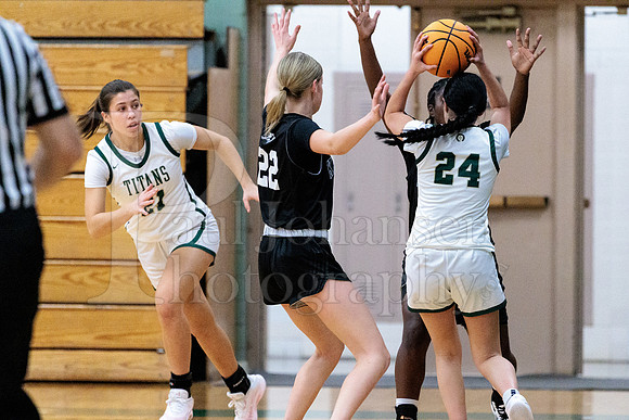 Boylan Girls Varsity Basketball vs Kaneland 12-29-2025-0259