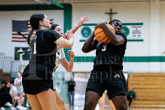 Boylan Girls Varsity Basketball vs Kaneland 12-29-2025-0366